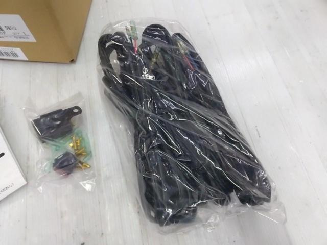 IPF
Fog lamp
Harness
12V
Switching between factory fog lights and aftermarket fog lights.
WF-5