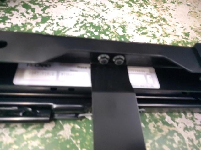 Right side
RHRECARO
Seat rail