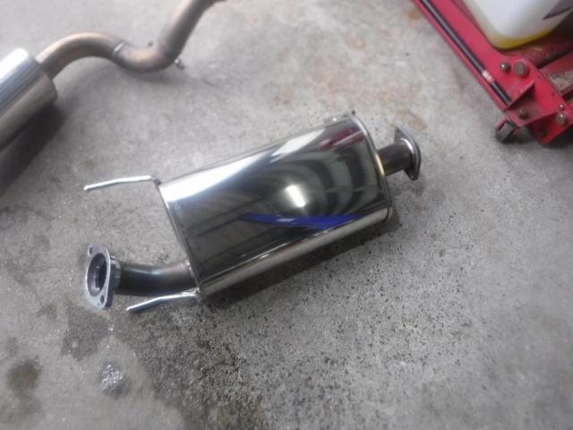 HKSTRAVOIS
(Travoy) Muffler
Hiace