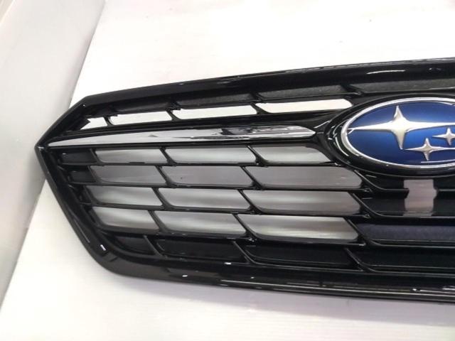 SUBARU 純正フロントグリル