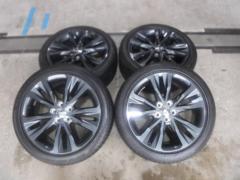 4 Toyota Genuine Corolla Touring
WxB
Original wheel + BRIDGESTONE
TURANZA
T002