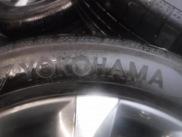 3 Toyota Genuine Voxy
90 system
S-Z
Previous period
Genuine + YOKOHAMA
BluEarth-GT