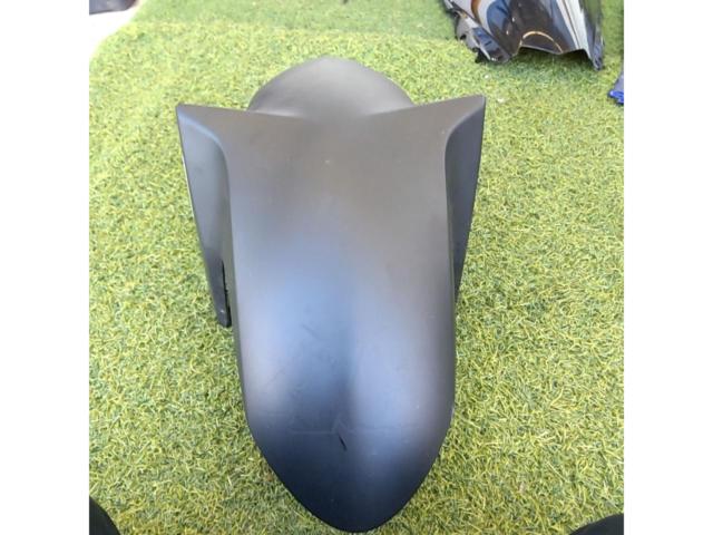 【ライダース】【YAMAHA】YZF-R25純正 フロントフェンダー※自家塗装有り/1WD-F1511-00