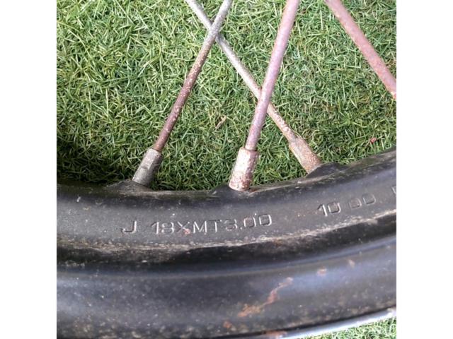【HONDA】 FTR223純正リアホイール 18x3.0  DID製
