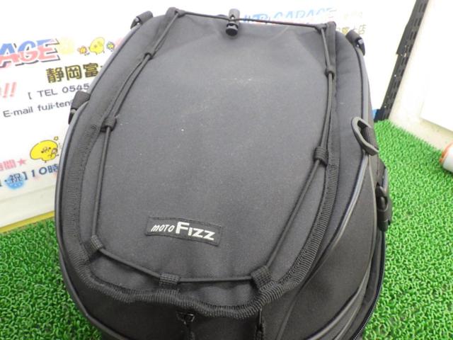 【MOTO FIZZ】Wデッキシートバッグ