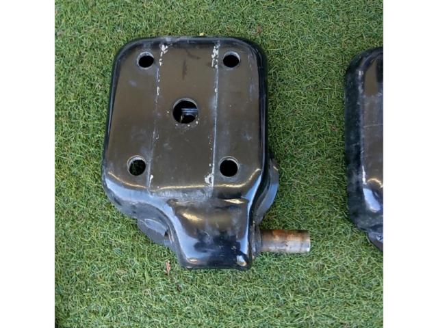 【トヨタ純正】200系ハイエース純正 ブラケット