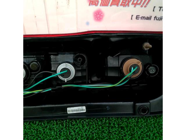 【日産純正】NV350/キャラバン E26 前期純正 テールレンズ 運転席