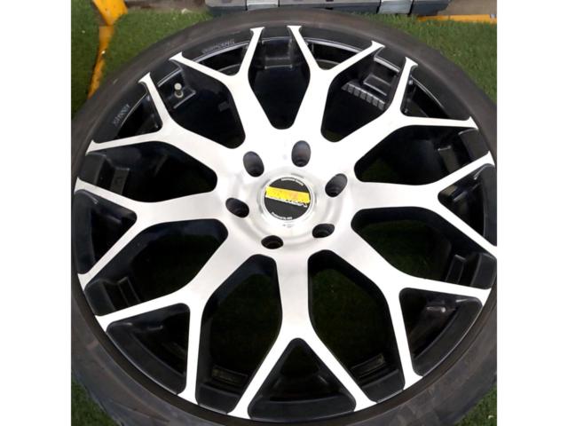 【essex(エセックス)】EM20+【YOKOHAMA】AVID ENVigor 【245/35R20 2022年製】