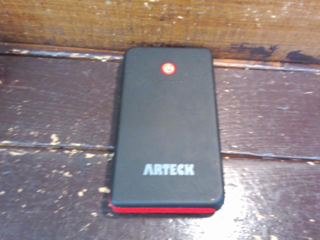 ARTECK K12 ジャンプスターター