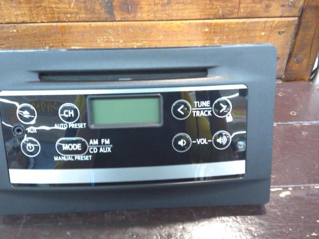 Toyota genuine parts
Variant audio
CD / AUX tuner
86180-B 1150