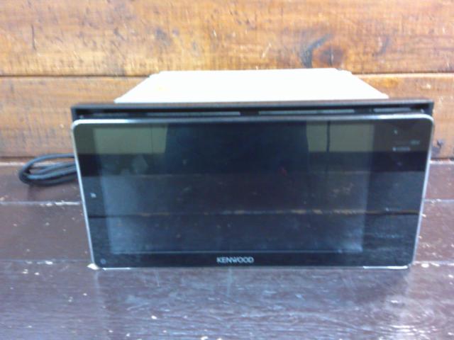【KENWOOD】MDV-M906HDW  地上デジタルTVチューナー/ Bluetooth内蔵DVD/USB/SD AVナビゲーションシステム