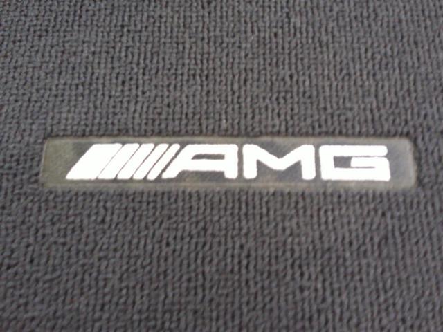 メルセデスベンツ AMG CクラスW205純正フロアマット 4枚セット
