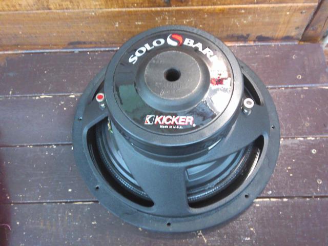 【KICKER】S12d SOLO-BARIC