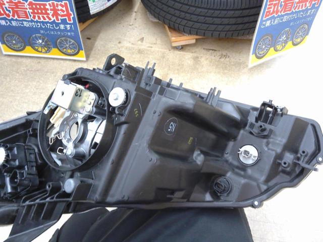 ワケアリ【ホンダ純正】HONDA フリード GB3 純正 HIDヘッドライト左右セット【100-62054】
