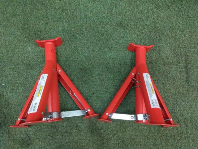 Unknown Manufacturer
Foldable 2-ton jack stand