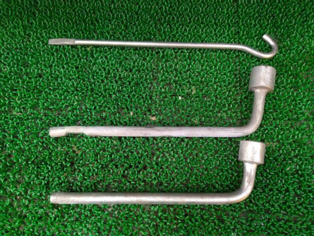 Unknown Manufacturer
Pantograph jack