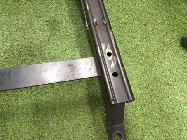Driver's seat side NEOSYS
Seat rail
Fit (GK3/5/6
GP5 / 6)