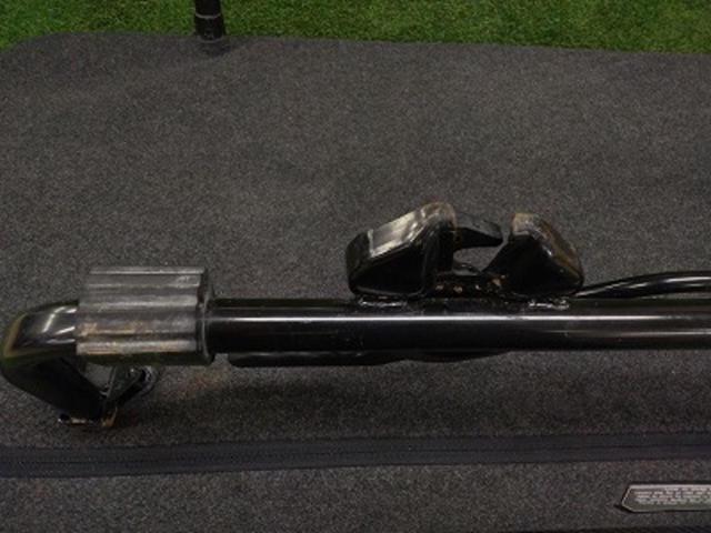 Toyota genuine
200 series Hiace (standard body)
Second-row seat