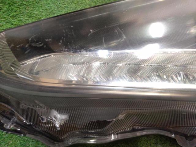 【値下げしました!!】トヨタ純正 HIDヘッドライト 86(ZN6/前期)