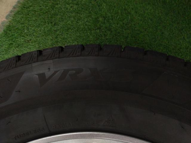 HOTSTUFF Exceeder 10本スポークアルミホイール  + BRIDGESTONE(ブリヂストン) BLIZZAK VRX3 2022年製造