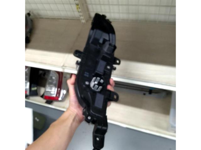 トヨタ 80系 ハリアー 純正 テールレンズ + ウィンカーレンズ