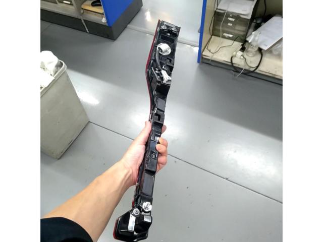 トヨタ 80系 ハリアー 純正 テールレンズ + ウィンカーレンズ