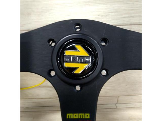 MOMO TUNER ステアリング