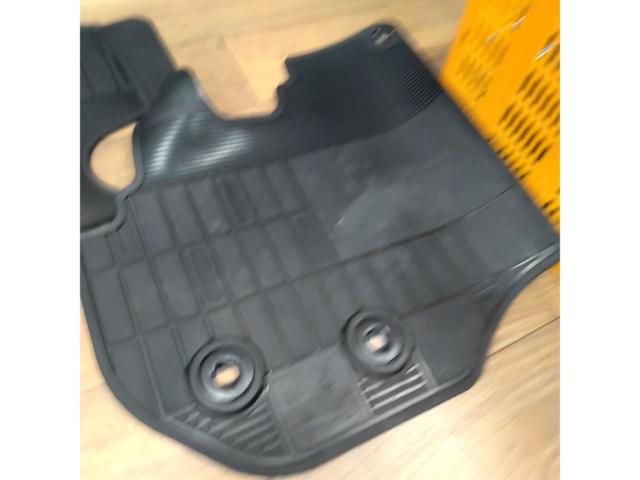 トヨタ オプションフロアマット(スタンダードタイプ)ハイエース 200系 標準ボディ