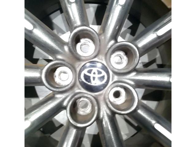 トヨタ純正(TOYOTA)  ZN6 86 純正ホイール