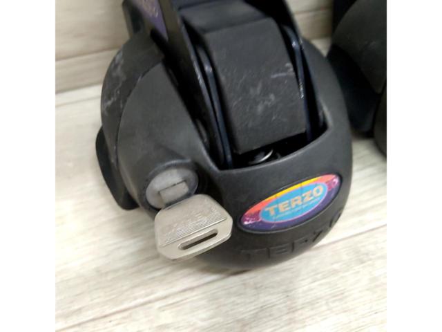 TERZO EF11 ルーフレール付車用ベースフット