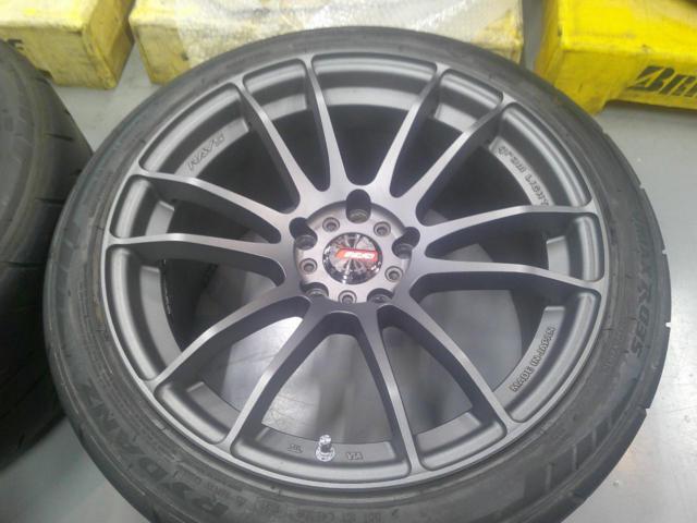 RAYS GRAM LIGHTS 57XTREME SPEC-D +SHIBATIRE RYDANZ REVIMAX R035