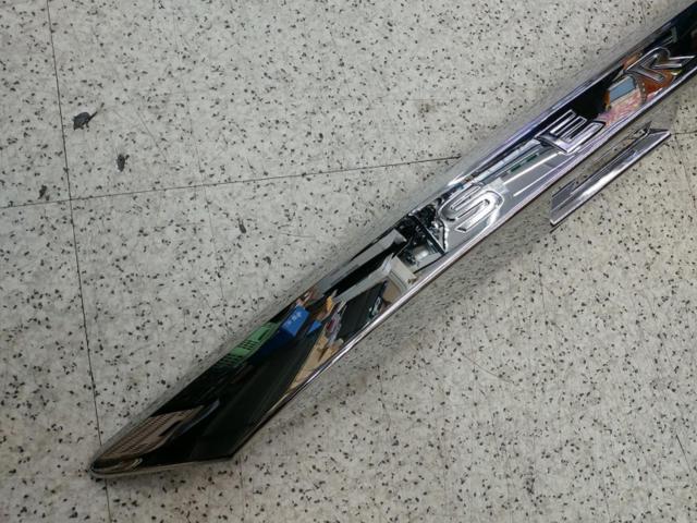 【日産純正】バックドアガーニッシュ(908101VA0A)