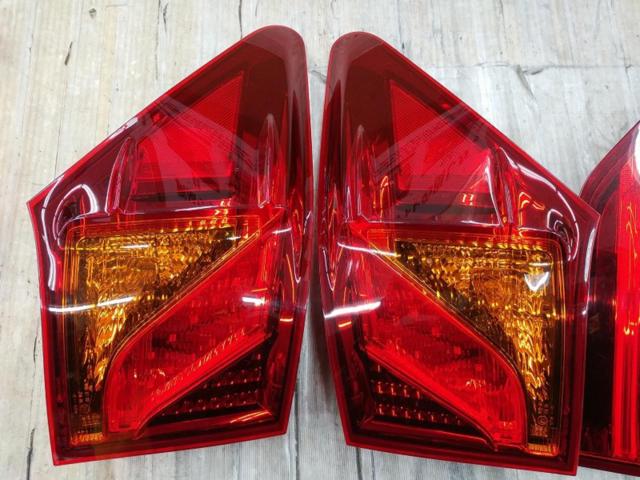 LEXUS純正 テールレンズ