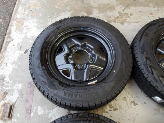 8 Suzuki Genuine Parts
Jimny
JB64W
Genuine steel wheel + YOKOHAMA
iceGUARD
G075