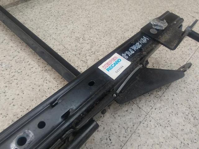 【運転席 RH側】【RECARO】シートレール