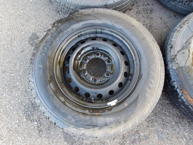 8【トヨタ純正】 200系ハイエース純正スチール+【DUNLOP】SP175N