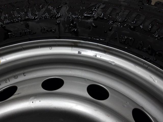 1. Genuine Suzuki part
Carry
Genuine steel wheels + BRIDGESTONE BLIZZAK
VL10
