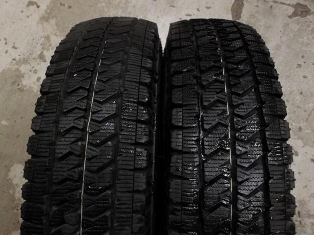 1. Genuine Suzuki part
Carry
Genuine steel wheels + BRIDGESTONE BLIZZAK
VL10