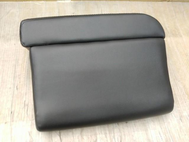 メーカー不明 アームレスト