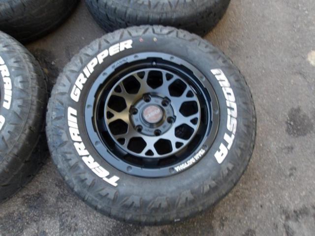 8【RAYS(レイズ)】DAYTONA(デイトナ) M9++MONSTA TERRAIN GRIPPER