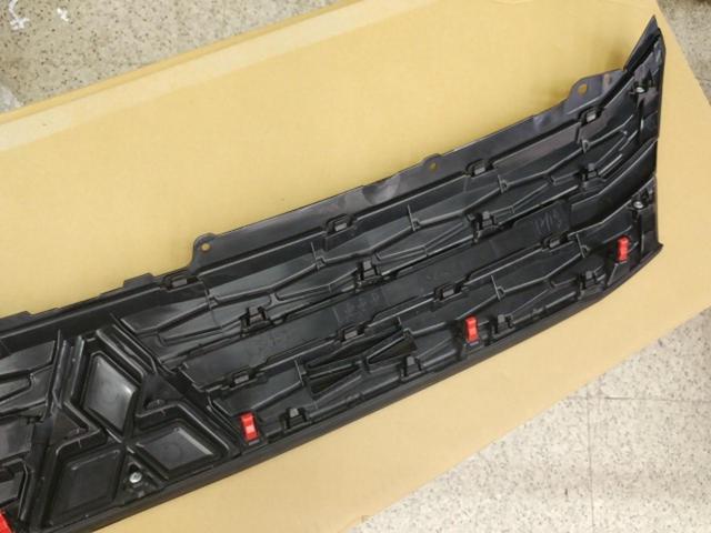 三菱純正 フロントグリル
