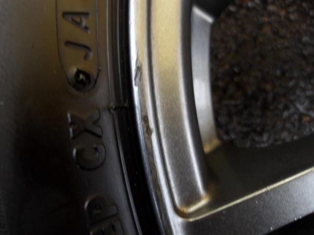 2BRIDGESTONE BALMINUM
BR10 + BRIDGESTONE
BLIZZAK
VRX3