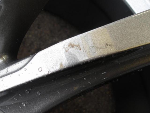 9 BRIDGESTONE BALMINUM
LS10+BRIDGESTONE
BLIZZAK
WZ-1