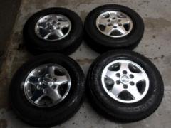 8【日産純正】キャラバン 純正ホイール+【DUNLOP】WINTERMAXX VL01