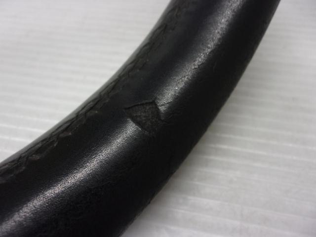 【italvolanti】レザーステアリング