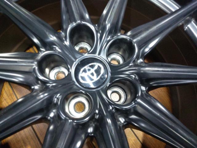 トヨタ GR86 純正ホイール(RZ) + KENDA KUAVELA SL KR32(2024年製造)