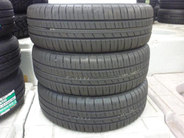 メーカー不明 RACING FORCE スポークホイール + GOODYEAR EfficientGrip Comfort(2026年製造)
