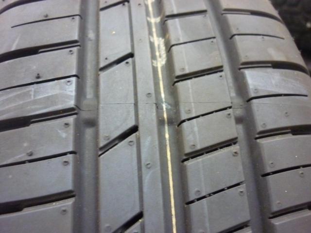 メーカー不明 RACING FORCE スポークホイール + GOODYEAR EfficientGrip Comfort(2026年製造)