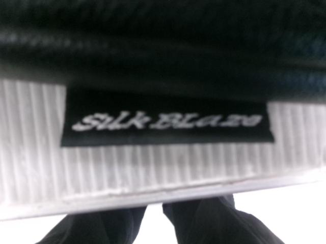 SilkBlaze アームレスト 1個 [ハイエース/200系]
