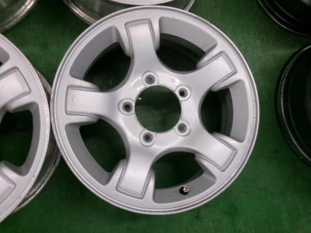 Wheels only, genuine Suzuki parts.
Jimny genuine
Wheel